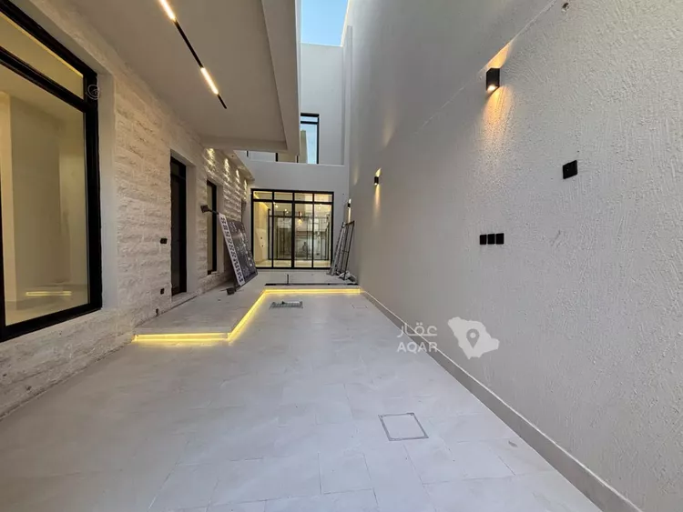 فيلا للبيع في شارع خلف الأحمر, حي المهدية, مدينة الرياض, منطقة الرياض 9