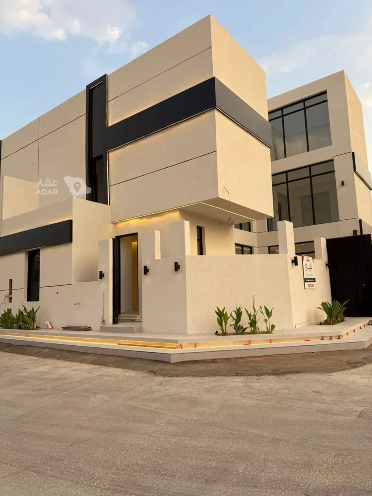فيلا للبيع في شارع أحمد بن الحسن الأنصاري, حي المهدية, مدينة الرياض, منطقة الرياض صورة 2
