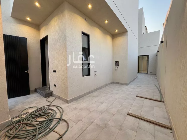 فيلا للبيع في شارع أحمد مفتي المكي الحنفي, حي المهدية, مدينة الرياض, منطقة الرياض صورة 4