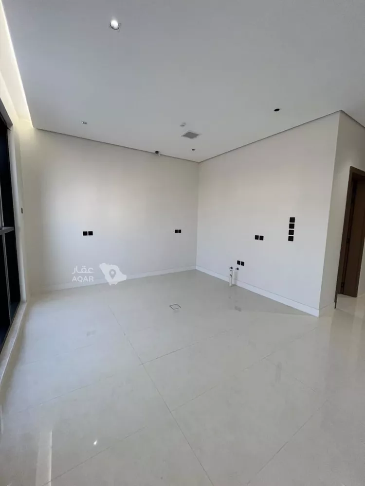 عمارة للبيع في شارع أحمد بن هاشم, حي المهدية, مدينة الرياض, منطقة الرياض 13