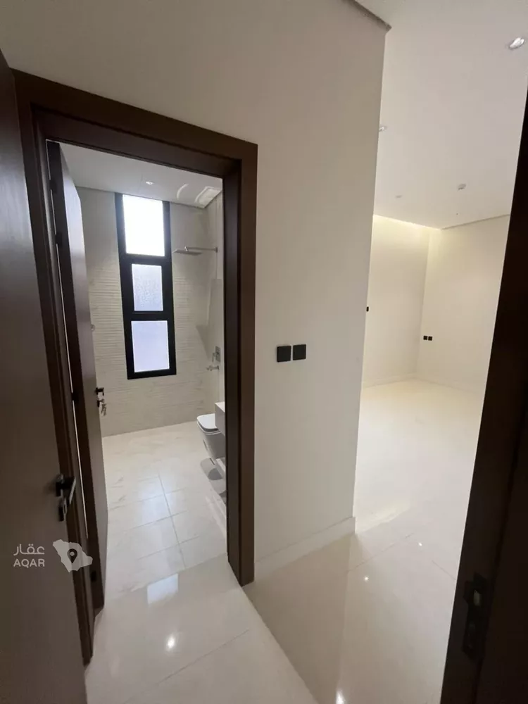 عمارة للبيع في شارع أحمد بن هاشم, حي المهدية, مدينة الرياض, منطقة الرياض 20