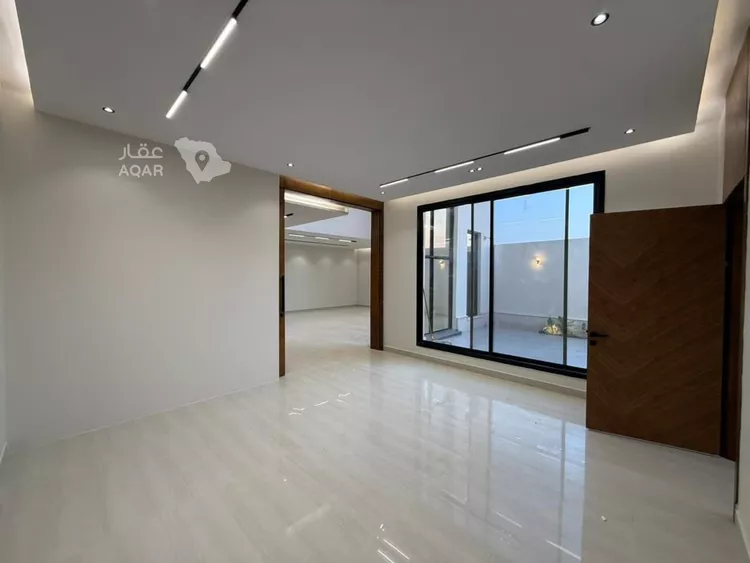 فيلا للبيع في شارع ابن سحيم, حي المهدية, مدينة الرياض, منطقة الرياض 16
