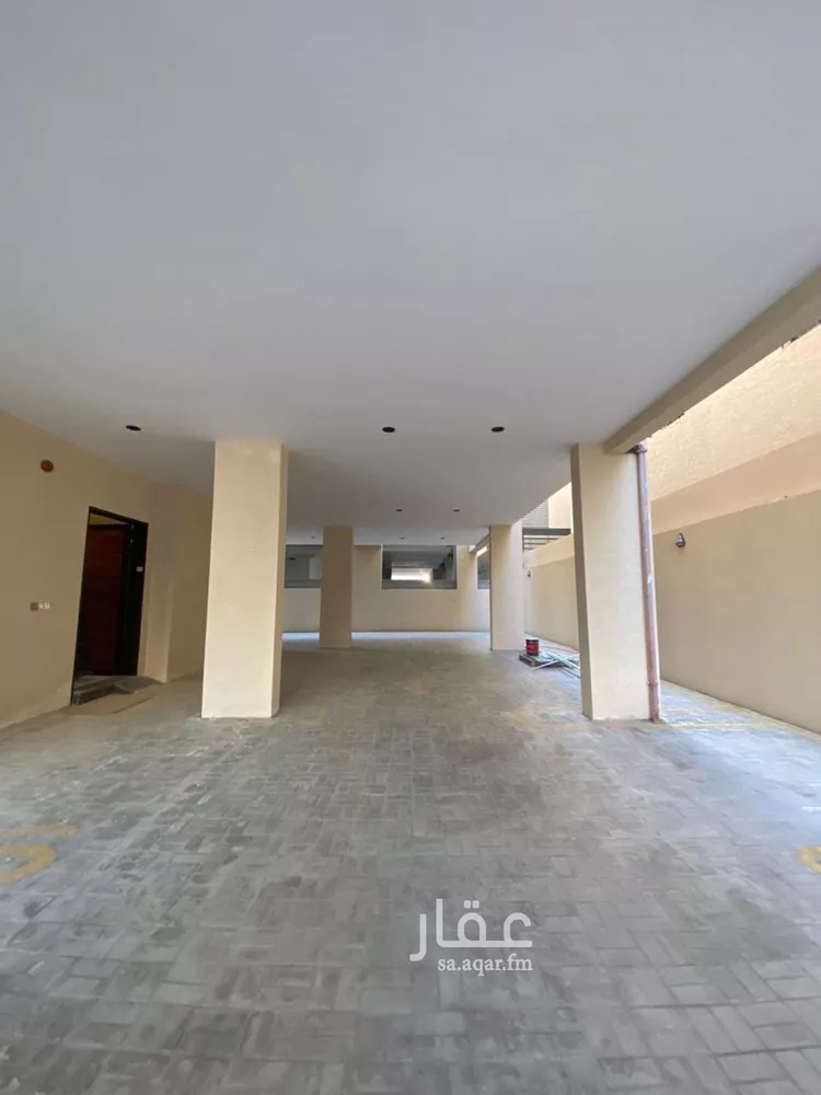 عمارة للبيع في شارع أحمد بن الحسن الأنصاري, حي المهدية, مدينة الرياض, منطقة الرياض صورة 5