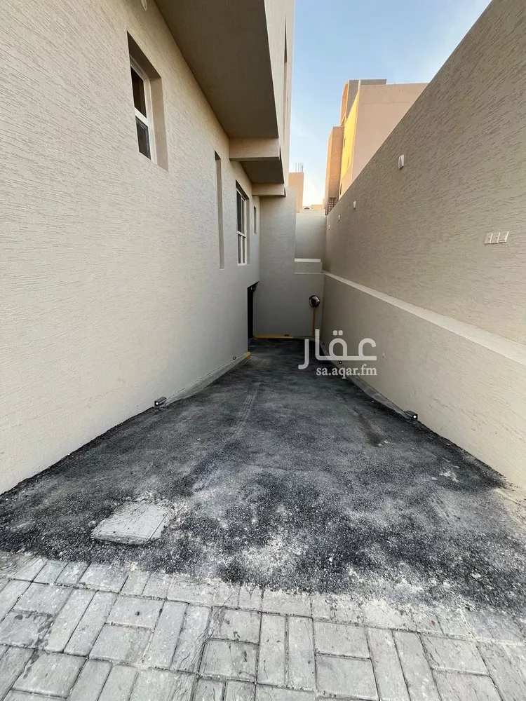 عمارة للبيع في شارع كفاية بنت أبي الفتوح, حي المهدية, مدينة الرياض, منطقة الرياض 7