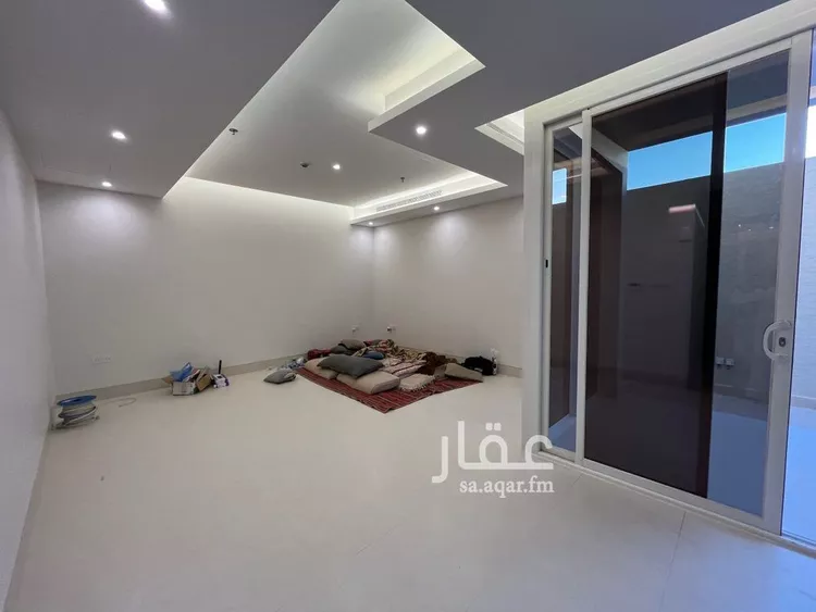 عمارة للبيع في شارع كفاية بنت أبي الفتوح, حي المهدية, مدينة الرياض, منطقة الرياض 11