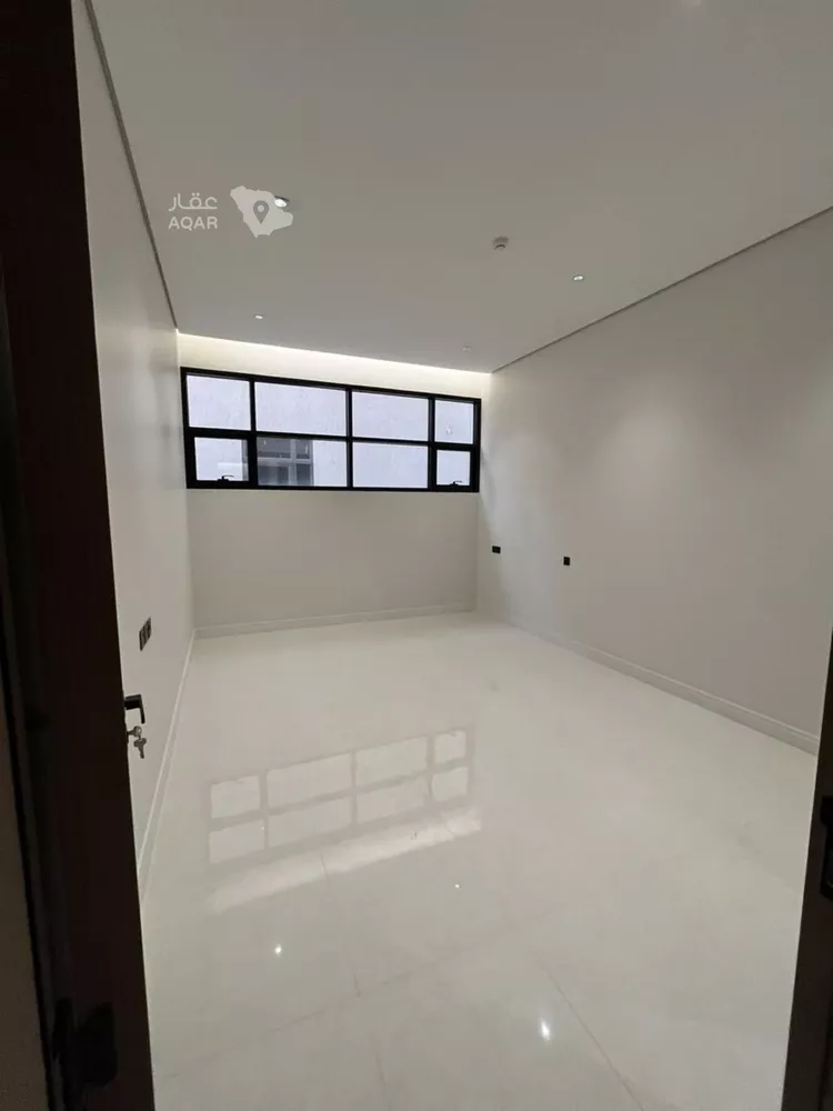 عمارة للبيع في شارع أحمد بن هاشم, حي المهدية, مدينة الرياض, منطقة الرياض 13