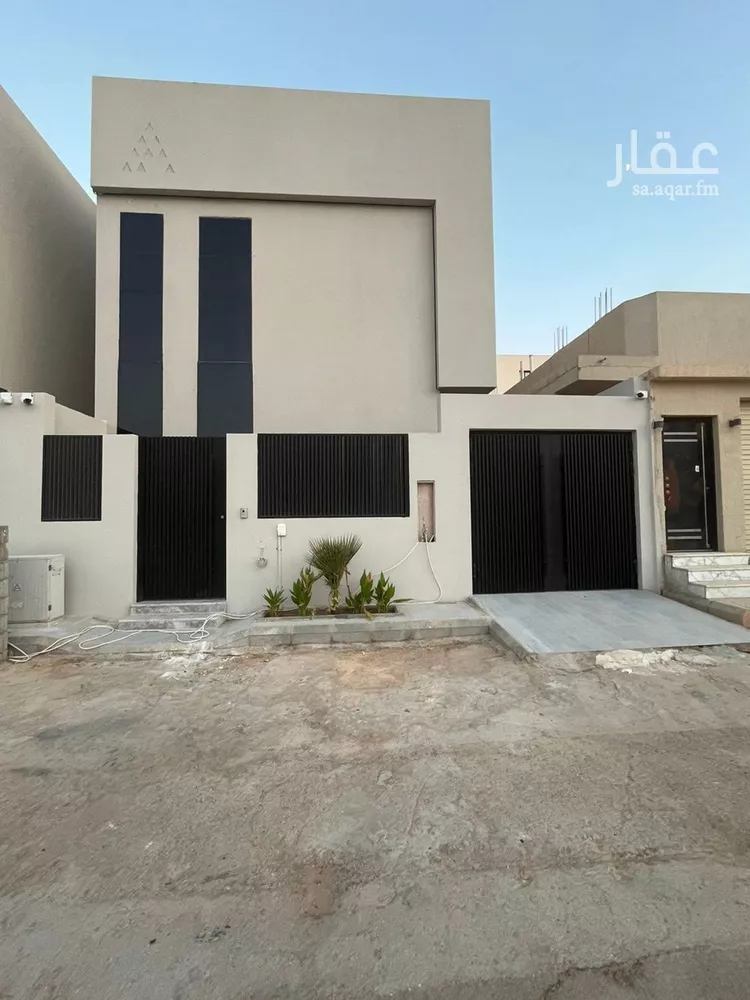 Villa for Sale in Riyadh Al Mahdiyah 1 صورة