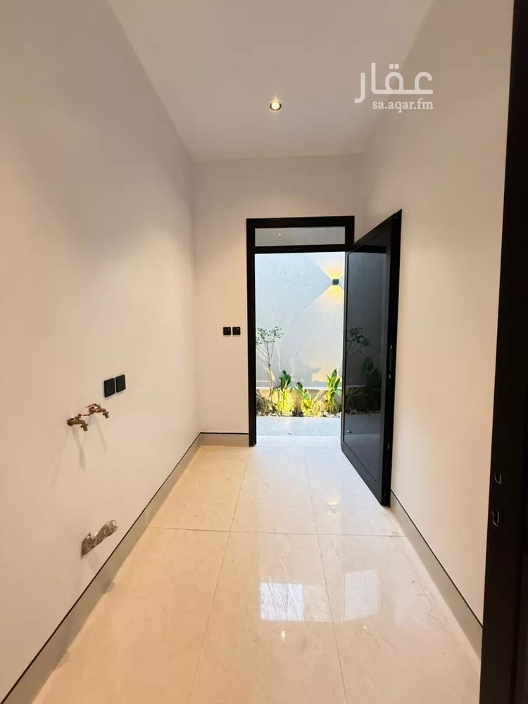Villa for Sale in Riyadh Al Mahdiyah 10
