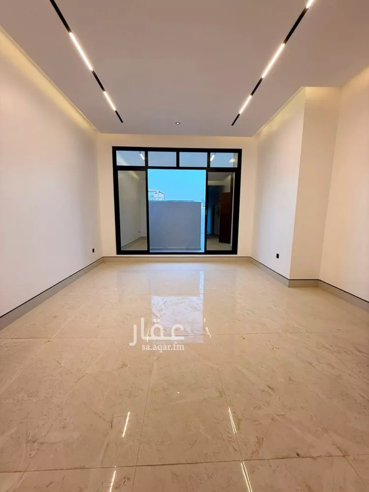 Villa for Sale in Riyadh Al Mahdiyah 18