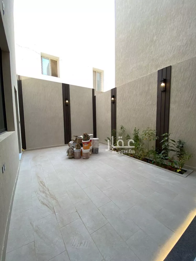 فيلا للبيع في شارع يعقوب الصفار, حي المهدية, مدينة الرياض, منطقة الرياض صورة 5