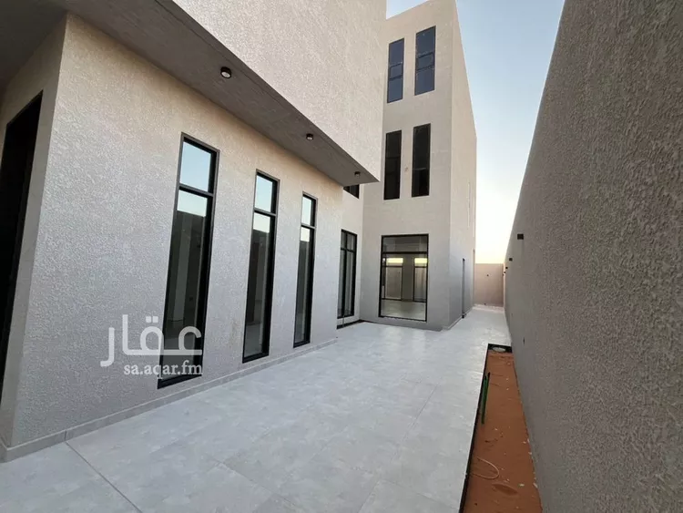 فيلا للبيع في شارع أحمد بن عبيد البصري, حي المهدية, مدينة الرياض, منطقة الرياض صورة 5