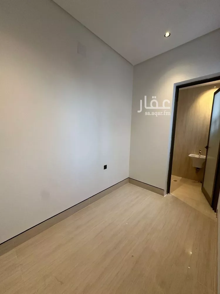 فيلا للبيع في شارع أحمد بن هاشم, حي المهدية, مدينة الرياض, منطقة الرياض 6