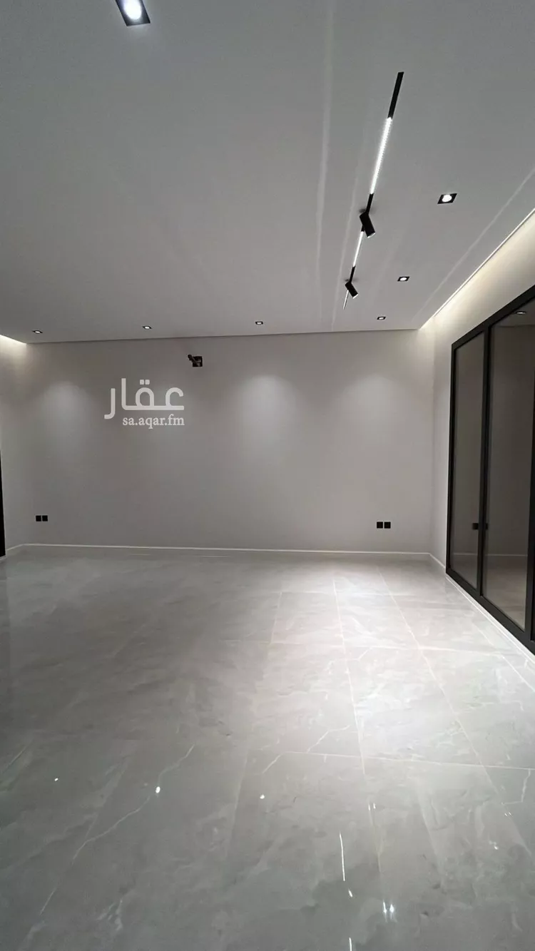 Villa for Sale in Riyadh Al Mahdiyah 21