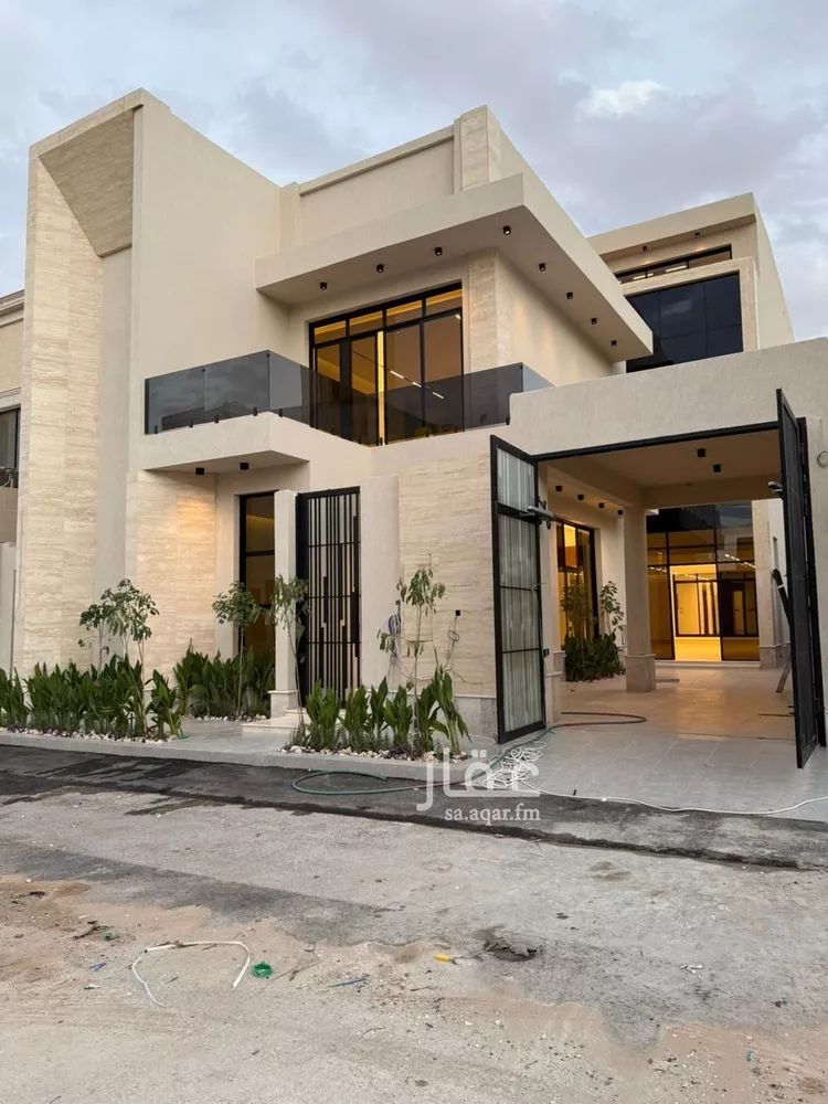 Villa for Sale in Riyadh Al Mahdiyah