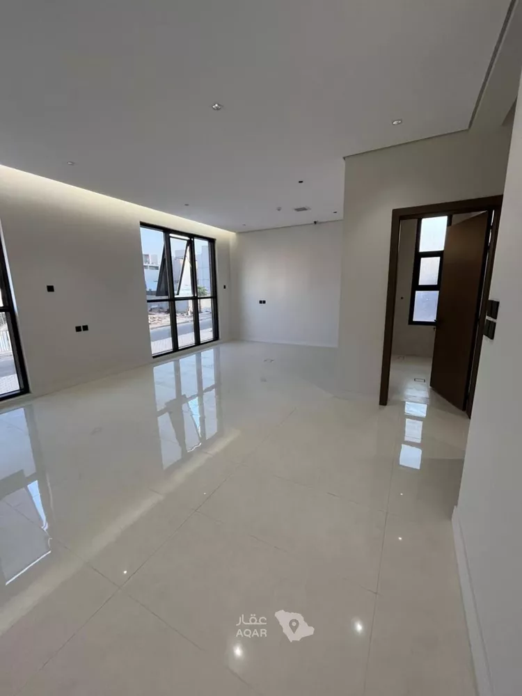 عمارة للبيع في شارع أحمد بن هاشم, حي المهدية, مدينة الرياض, منطقة الرياض 5