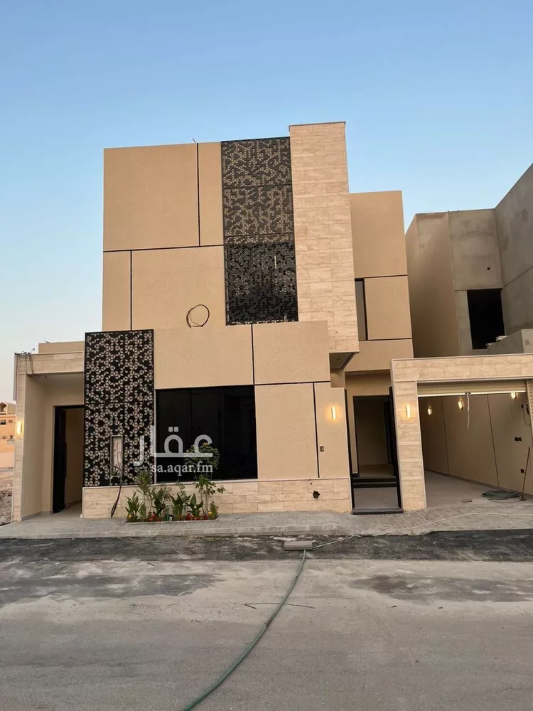 فيلا للبيع في شارع سبط العلاء, حي المهدية, مدينة الرياض, منطقة الرياض صورة 2