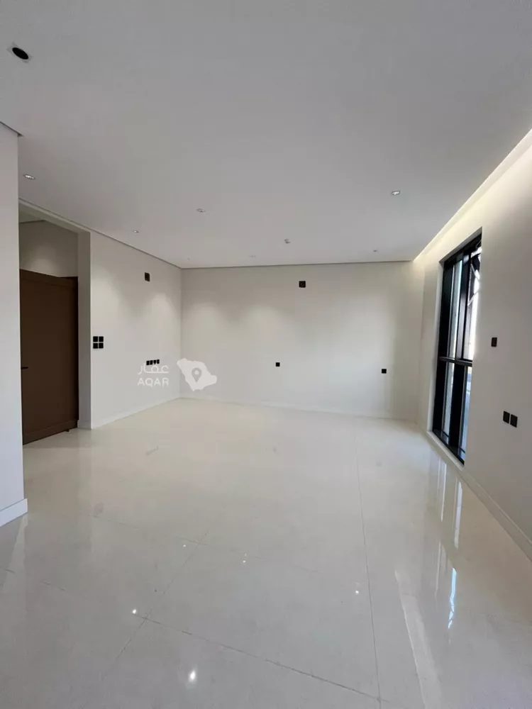 عمارة للبيع في شارع أحمد بن هاشم, حي المهدية, مدينة الرياض, منطقة الرياض 8