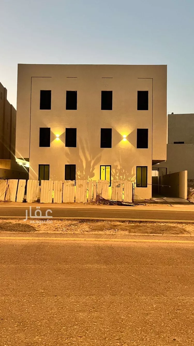 عمارة للبيع في شارع عمير بن سنان بن عرفطة, حي المهدية, مدينة الرياض, منطقة الرياض