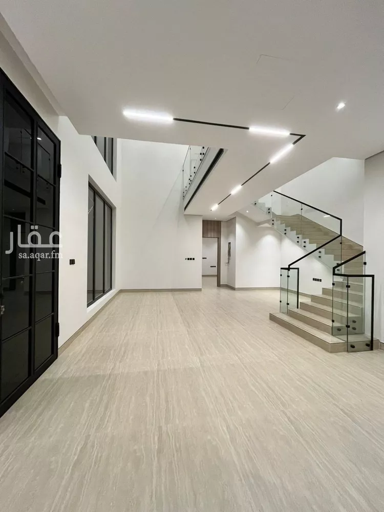 فيلا للبيع في شارع عفيف الدين الثقفي, حي المهدية, مدينة الرياض, منطقة الرياض صورة 5