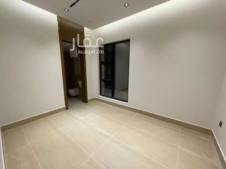 فيلا للبيع في شارع أبي الحسن الأسفرائيني, حي المهدية, مدينة الرياض, منطقة الرياض 19