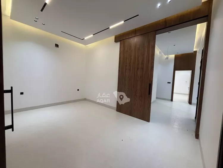 فيلا للبيع في شارع خلف الأحمر, حي المهدية, مدينة الرياض, منطقة الرياض 16