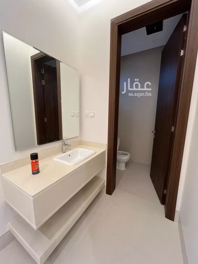عمارة للبيع في شارع كفاية بنت أبي الفتوح, حي المهدية, مدينة الرياض, منطقة الرياض 8
