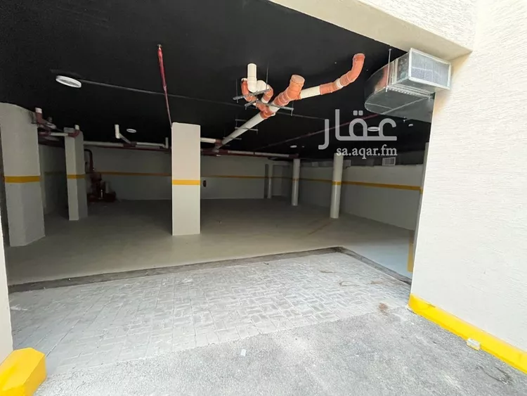 عمارة للبيع في شارع كفاية بنت أبي الفتوح, حي المهدية, مدينة الرياض, منطقة الرياض صورة 4