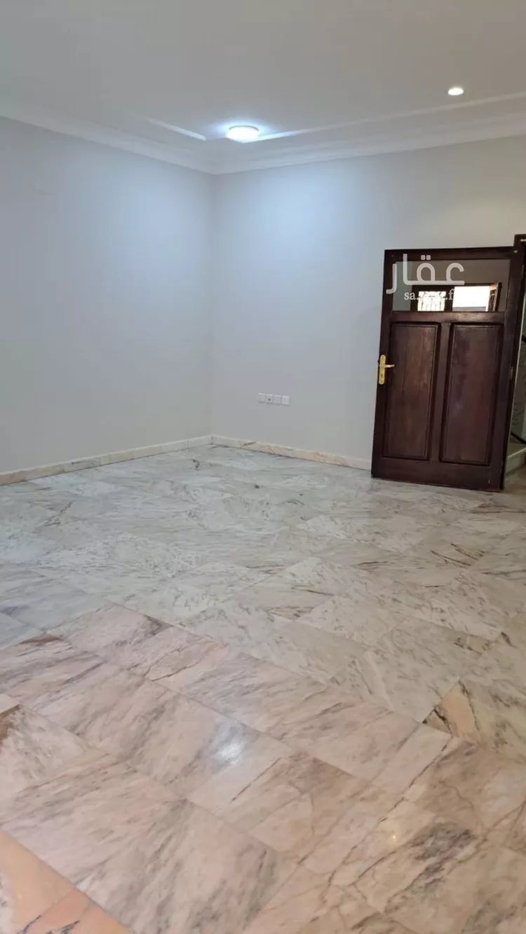 فيلا للإيجار في شارع روضة مهنا, حي السليمانية, مدينة الرياض, منطقة الرياض صورة 4