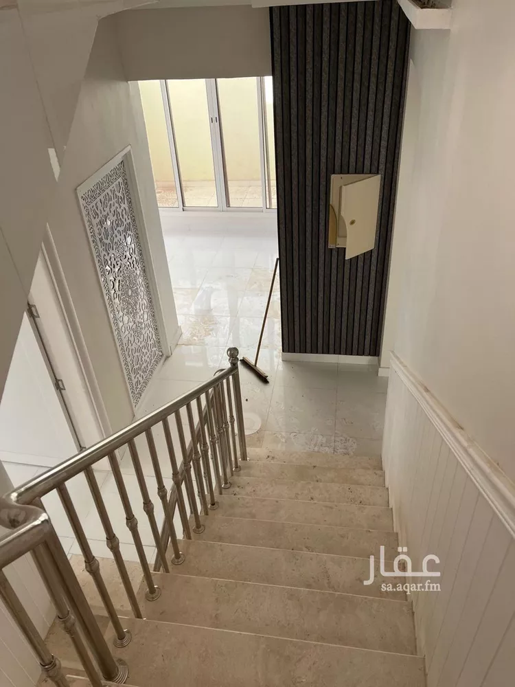 فيلا للبيع في شارع علي الحراني, حي الرانوناء, مدينة المدينة المنورة, منطقة المدينة المنورة صورة 3