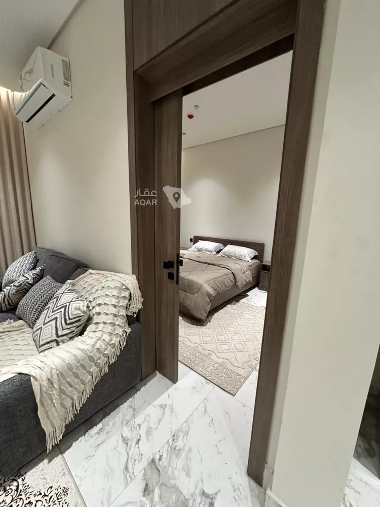 شقة للإيجار في شارع البكيريه, حي الحمراء, مدينة الخبر, المنطقة الشرقية 4