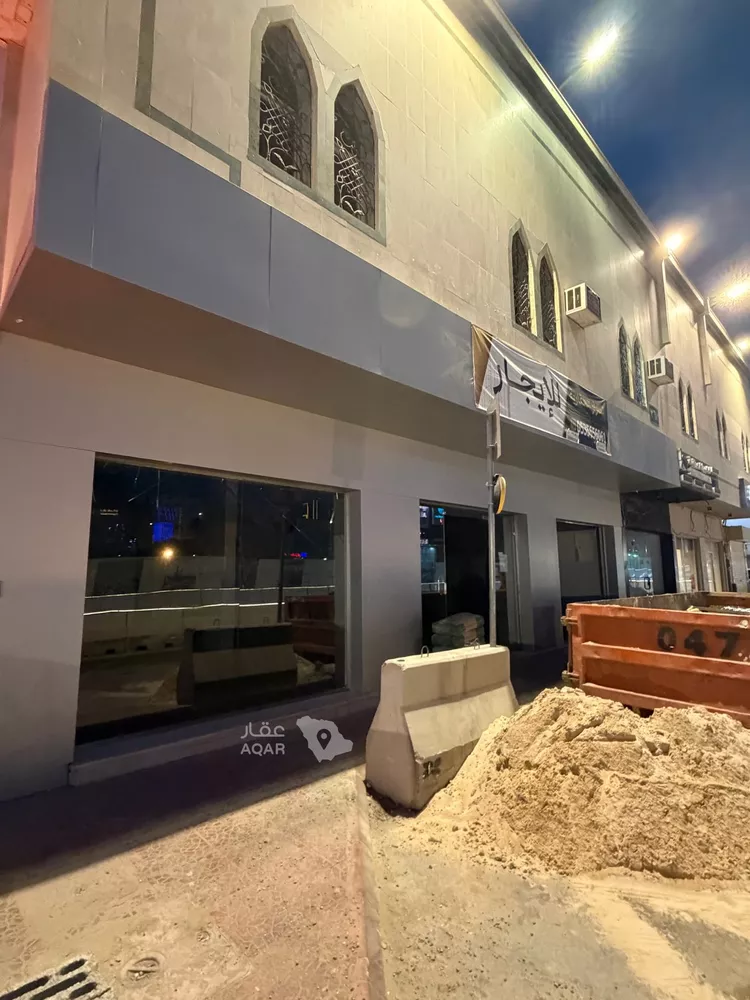 محل للإيجار في شارع  سعود ابن فيصل, حي الملقا, مدينة الرياض, منطقة الرياض 2