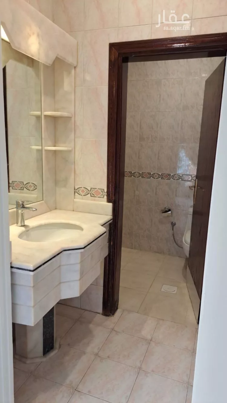 فيلا للإيجار في شارع روضة مهنا, حي السليمانية, مدينة الرياض, منطقة الرياض صورة 2