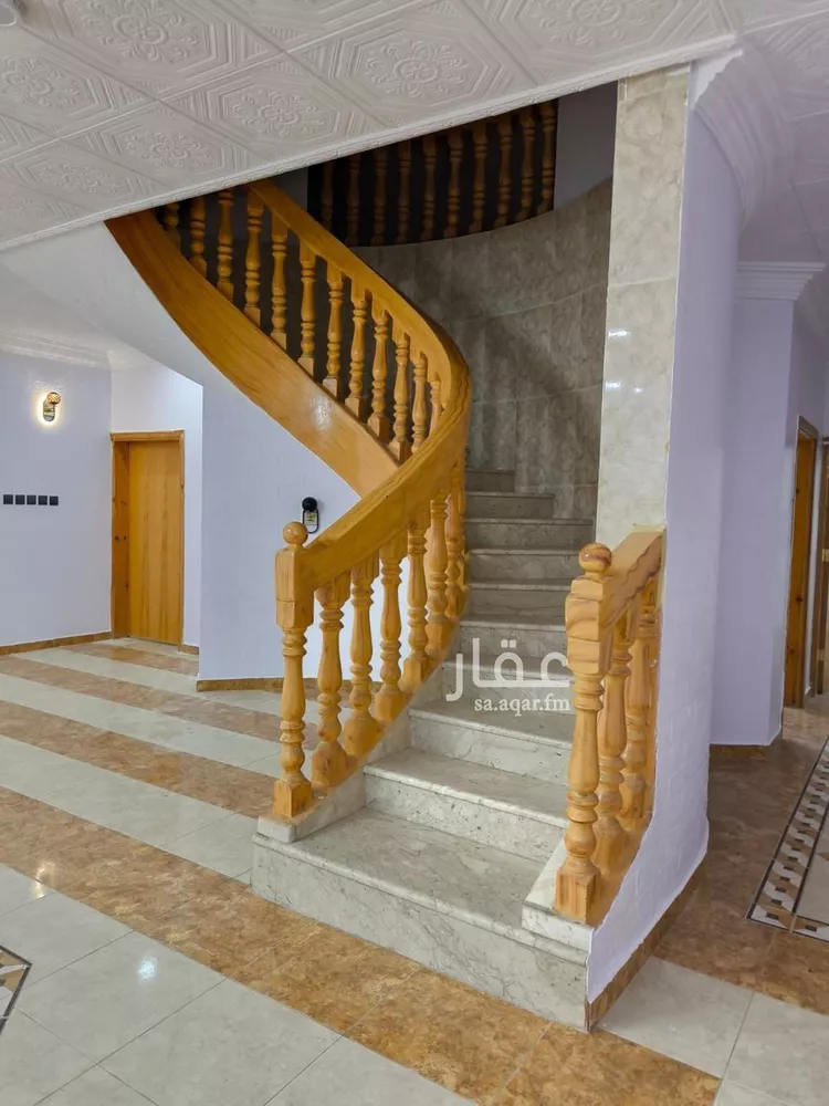 فيلا للبيع في شارع ابو زيد الانصاري, حي المروج, مدينة أبها, منطقة عسير صورة 4