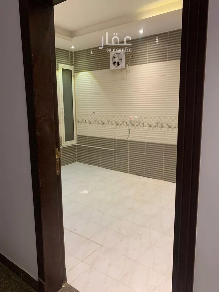 شقة للإيجار في شارع الفريق, حي عرقة, مدينة الرياض, منطقة الرياض صورة 2