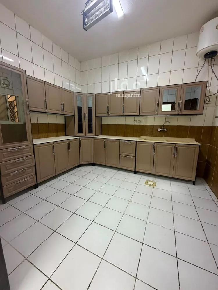 Building for Rent in Riyadh Ishbiliyah صورة 3