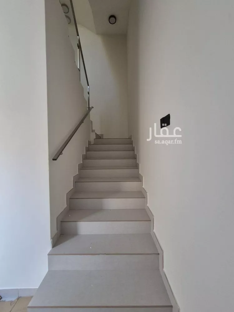 Floor for Sale in Riyadh Ar Rawabi 8