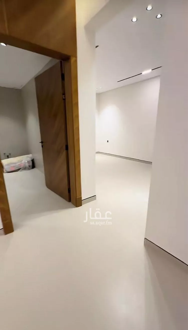 فيلا للإيجار في شارع أبي محمد الأكفاني, حي المهدية, مدينة الرياض, منطقة الرياض صورة 4