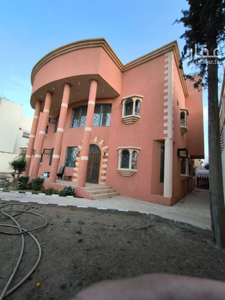 فيلا للبيع في شارع ابو زيد الانصاري, حي المروج, مدينة أبها, منطقة عسير صورة 3