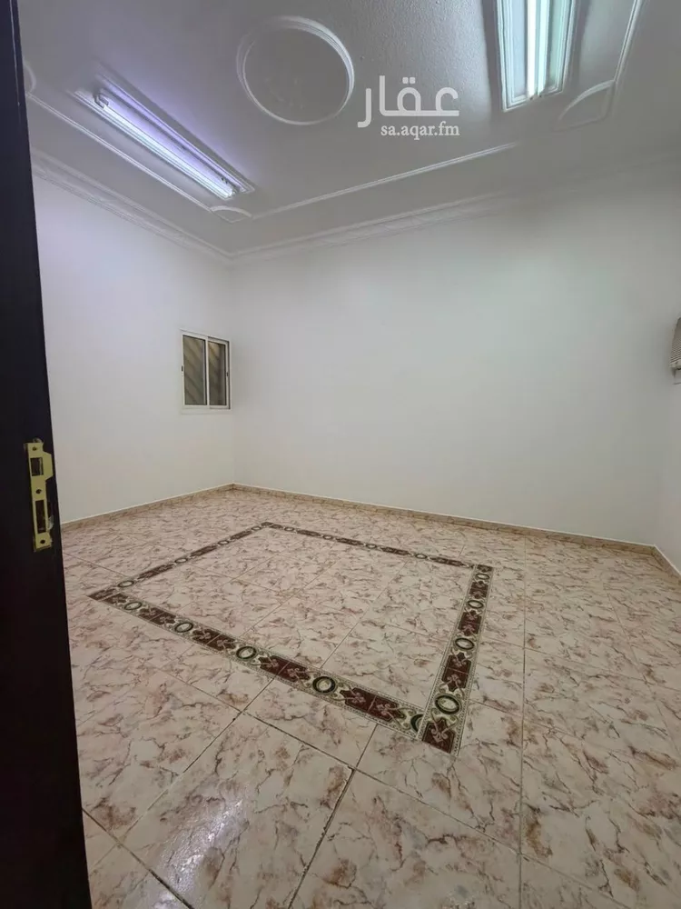 عمارة للإيجار في شارع الصحابة, حي إشبيلية, مدينة الرياض, منطقة الرياض 9