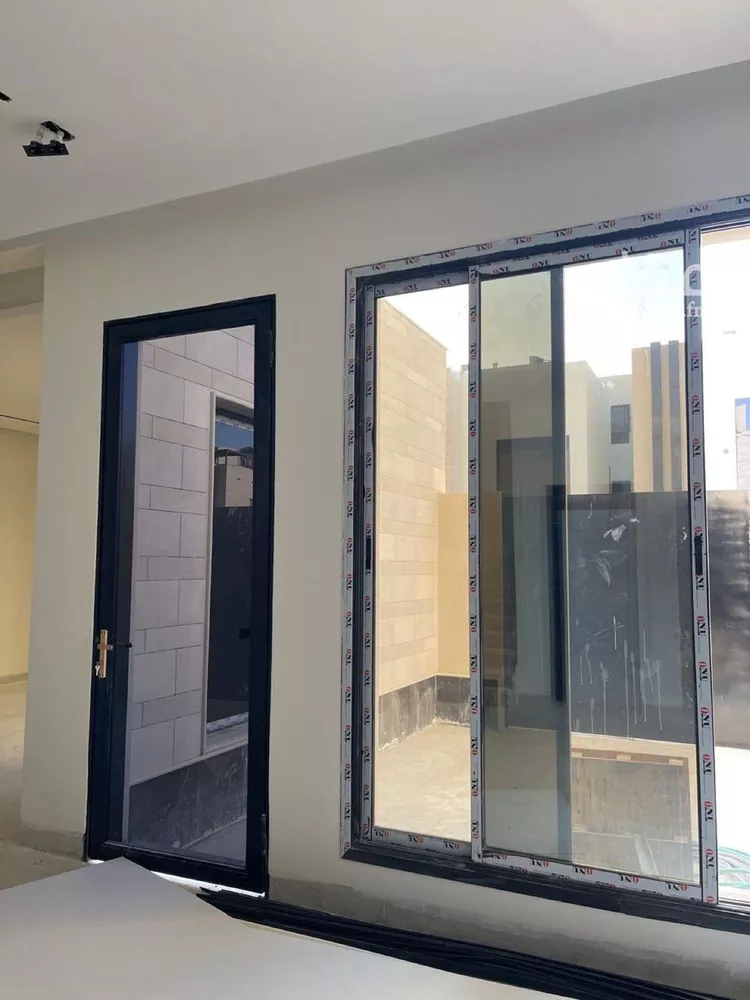 فيلا للبيع في شارع المهدية, حي المهدية, مدينة الرياض, منطقة الرياض صورة 4