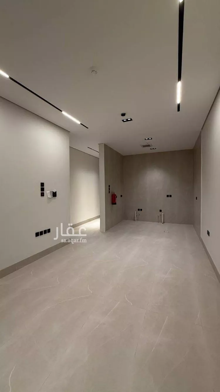 شقة للبيع في شارع أحمد بن نبهان الحافظ, حي المهدية, مدينة الرياض, منطقة الرياض صورة 4