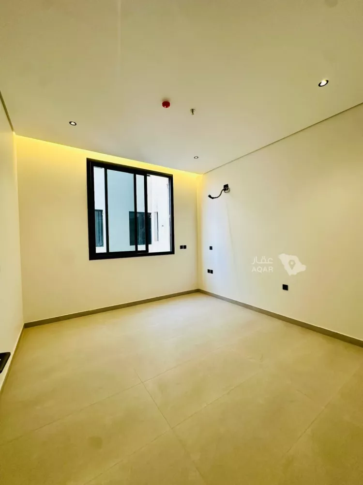 Apartment for Sale in Riyadh Al Mahdiyah 11