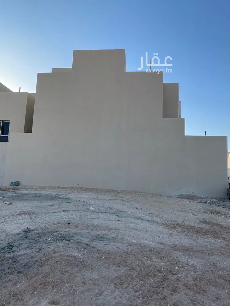 فيلا للبيع في شارع أبي عبدالله محمد بن أيوب, حي المهدية, مدينة الرياض, منطقة الرياض صورة 4