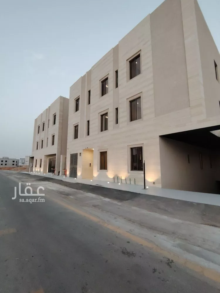 عمارة للبيع في شارع عمير بن سنان بن عرفطة, حي المهدية, مدينة الرياض, منطقة الرياض صورة 2