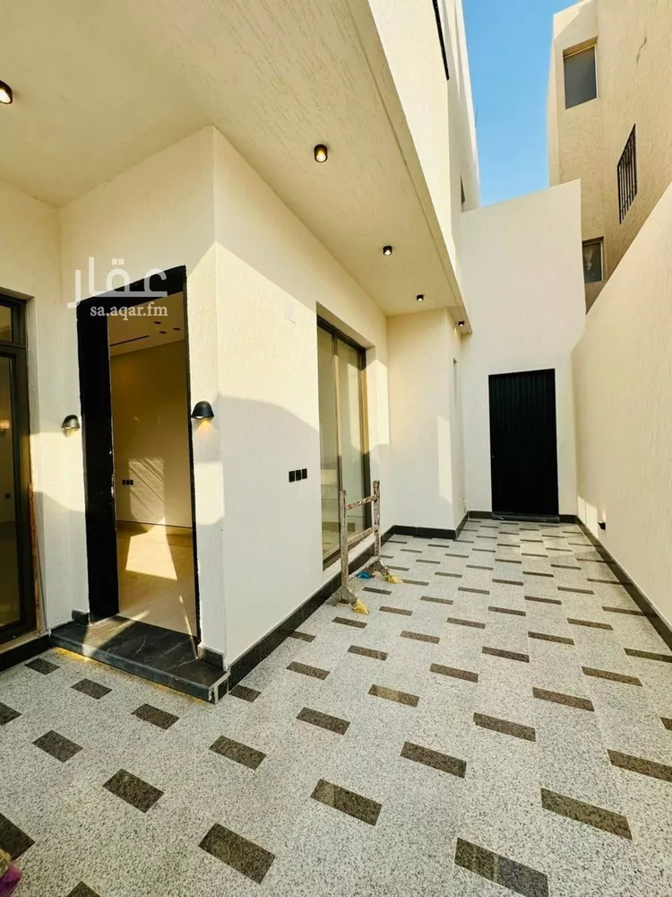 فيلا للبيع في شارع برد بن سينان, حي المهدية, مدينة الرياض, منطقة الرياض 24