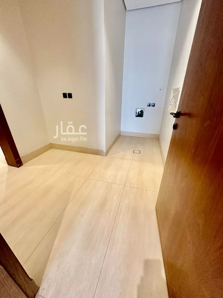 فيلا للبيع في شارع إسماعيل الصائغ, حي المهدية, مدينة الرياض, منطقة الرياض 13