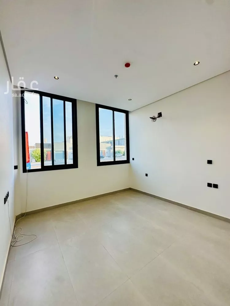 شقة للبيع في شارع عمير بن سنان بن عرفطة, حي المهدية, مدينة الرياض, منطقة الرياض 14