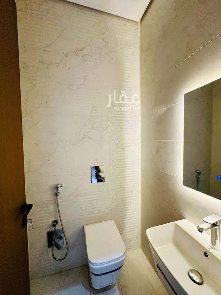 شقة للبيع في شارع عمير بن سنان بن عرفطة, حي المهدية, مدينة الرياض, منطقة الرياض 14