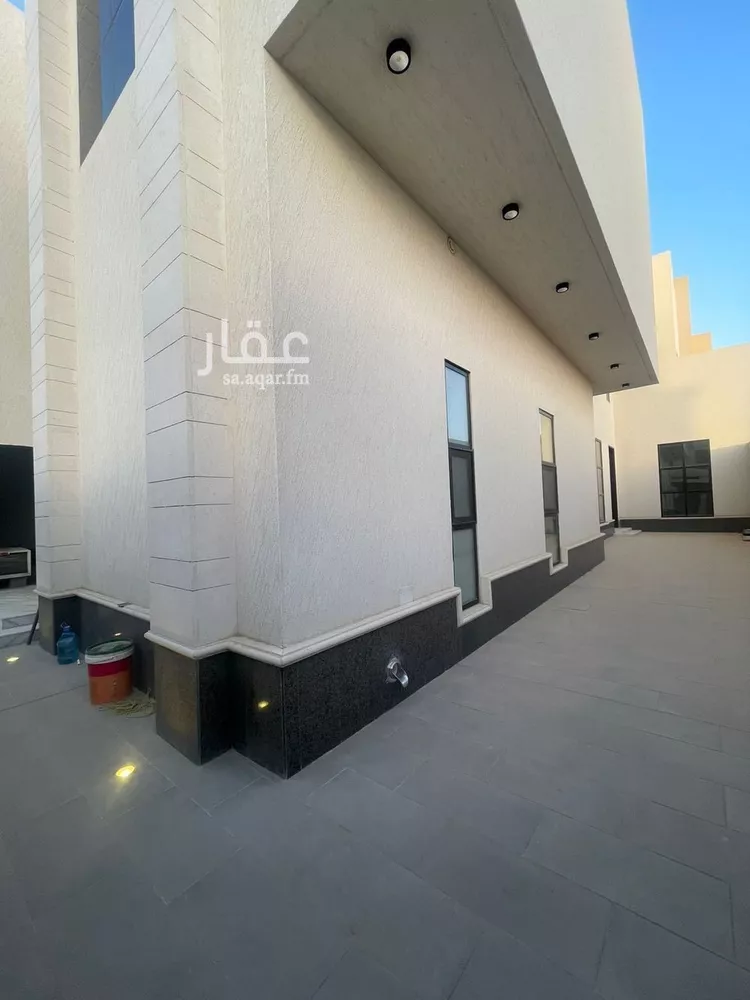 فيلا للبيع في شارع أبي الشيخ الأصبهاني, حي المهدية, مدينة الرياض, منطقة الرياض صورة 2