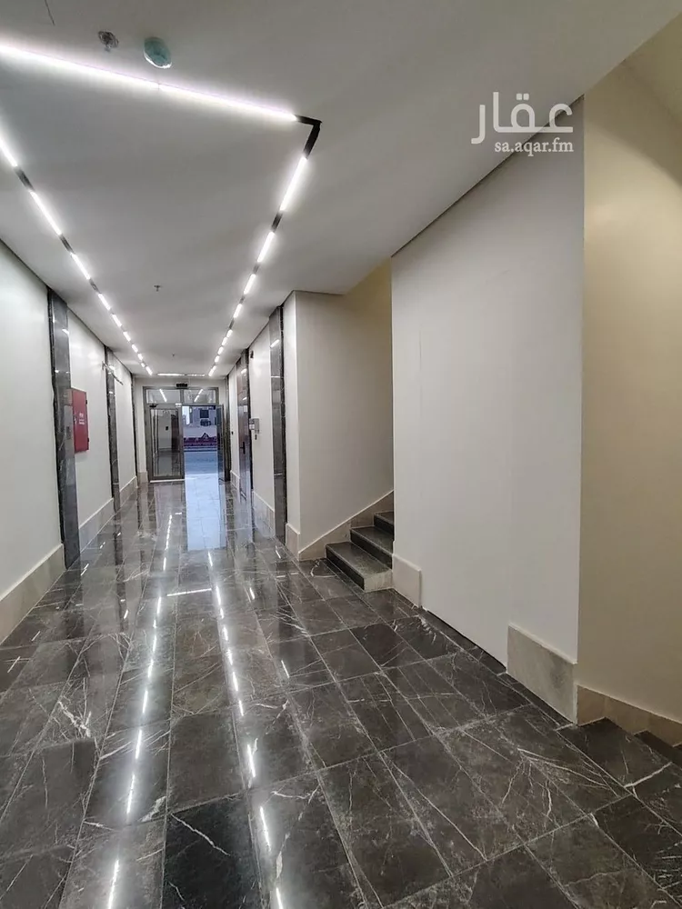 عمارة للبيع في شارع عمير بن سنان بن عرفطة, حي المهدية, مدينة الرياض, منطقة الرياض 10